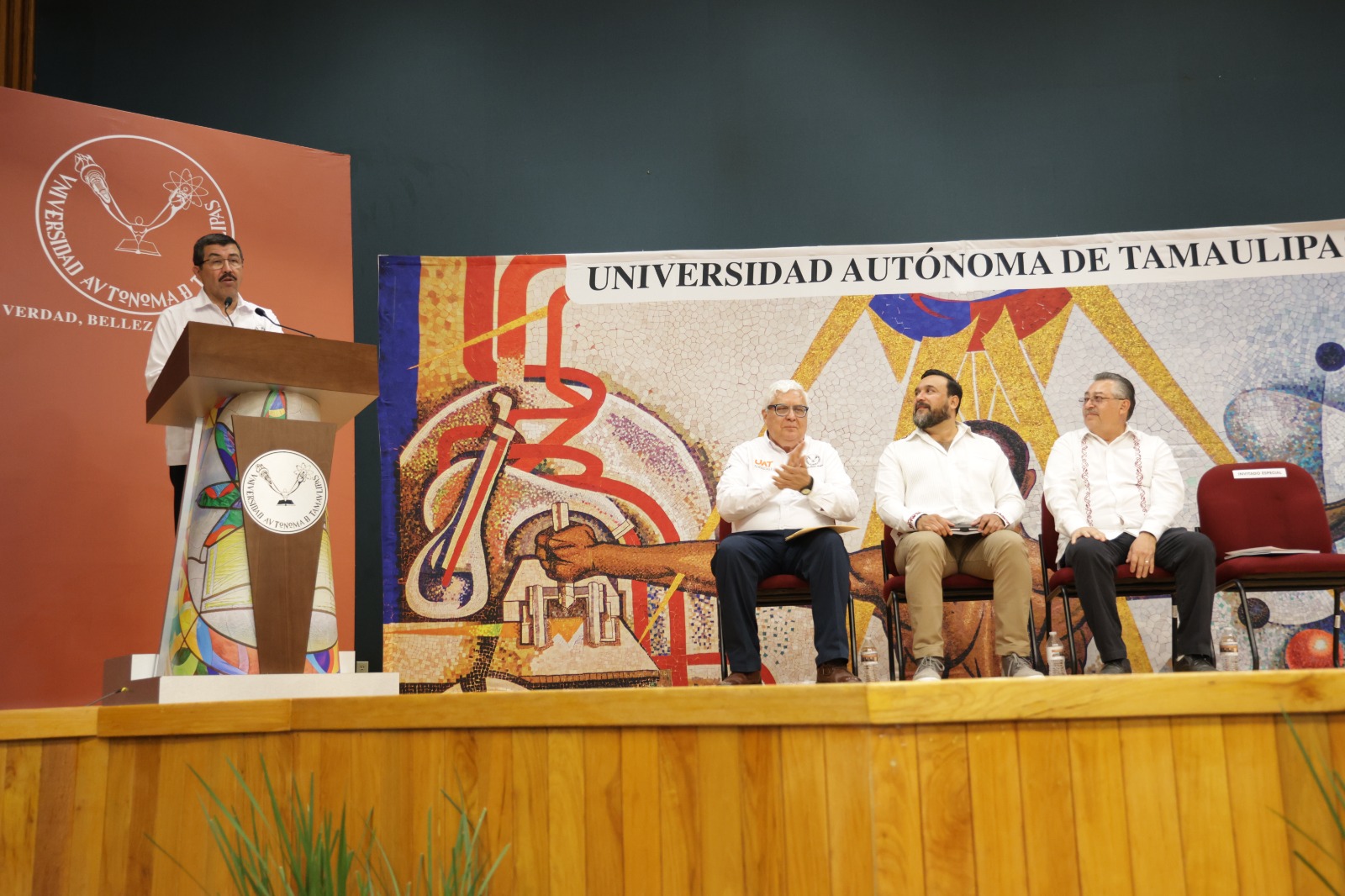 Certifica la UAT a guías especializados en turismo de Tamaulipas