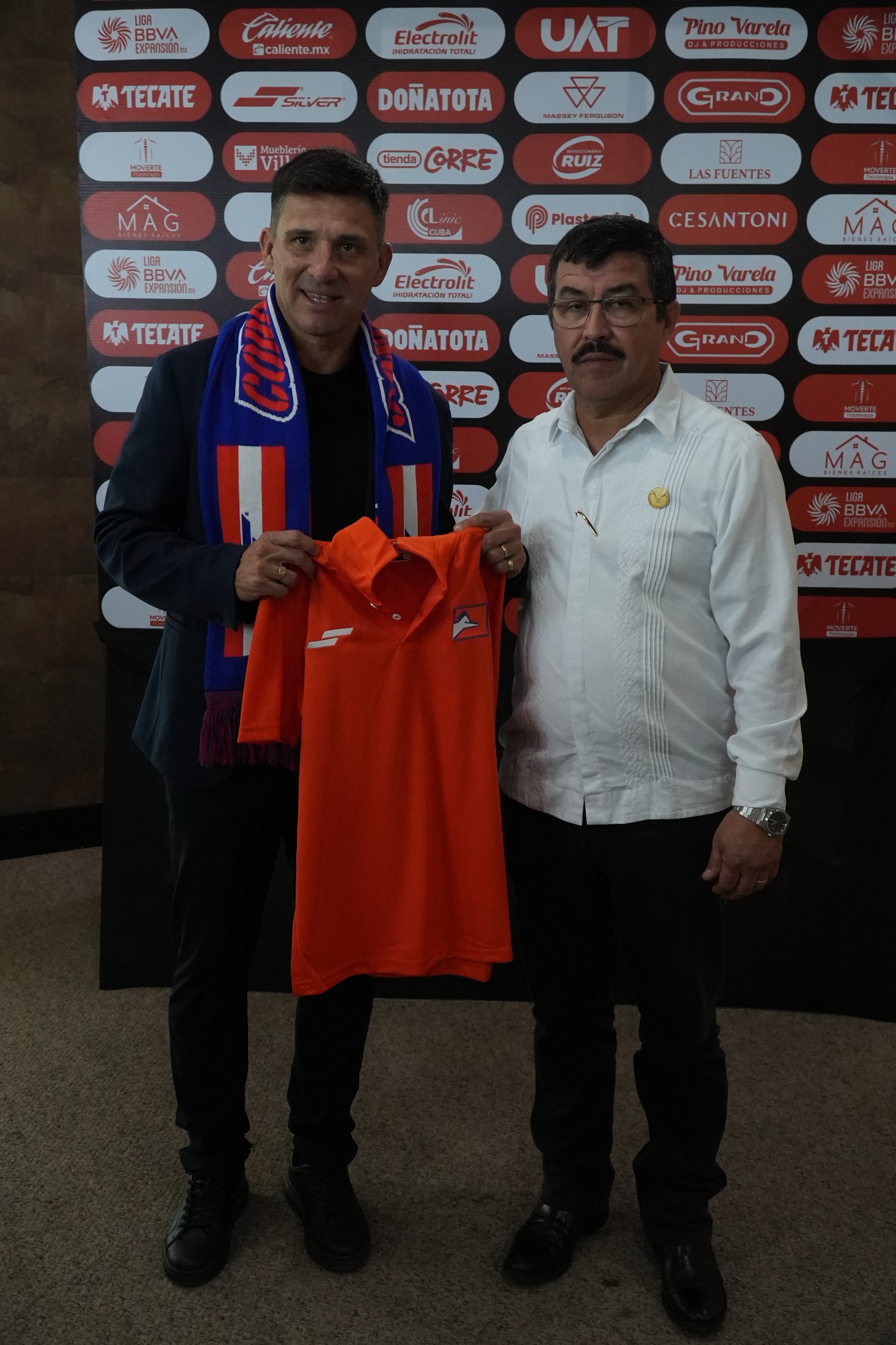 Presentan a Gabriel “El místico” Pereyra como nuevo D. T. del Correcaminos